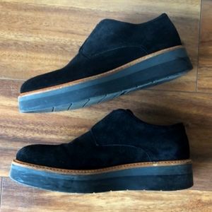 Vince Platform Suede Slip-On Loafers Sz 6 – Minimalist Luxe Comfort